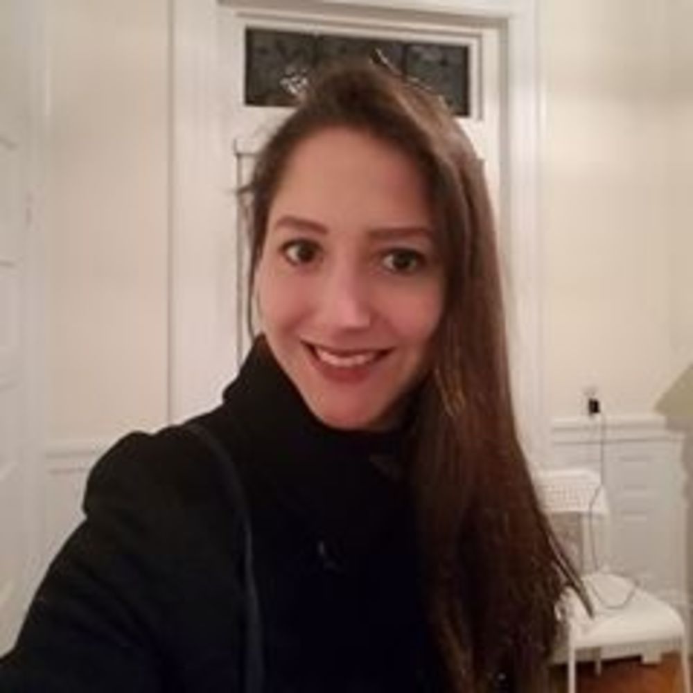 Meet your Posher, Elena